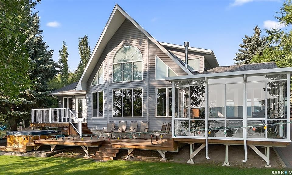 1st image of 417 Daniel DRIVE