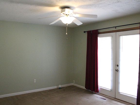 5th image of 838 Walker Ave