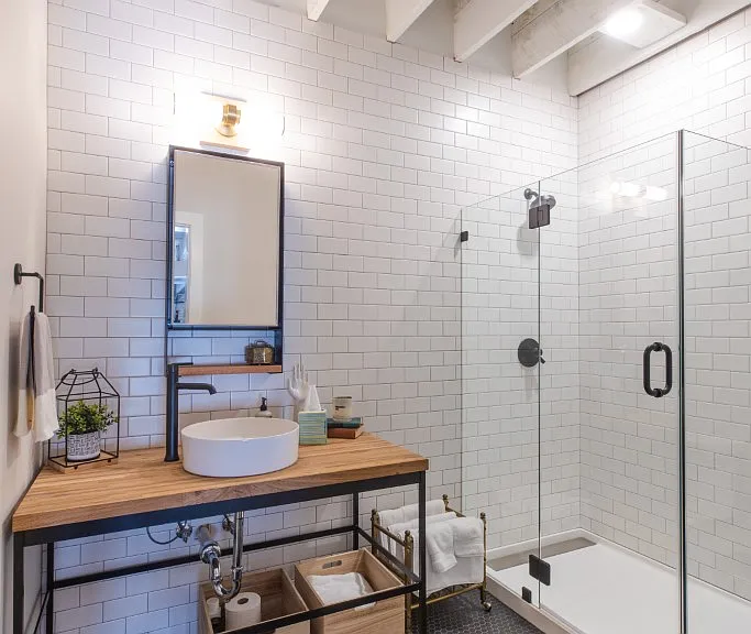 101 E Walnut St #213 — Photo 7