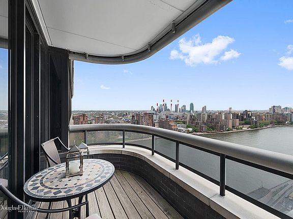 3rd image of 530 E 76th St #25AB