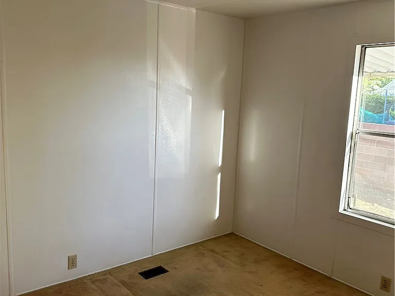 117 Harris Dr — Photo 6