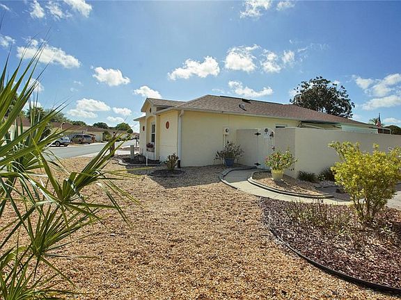 4th image of 1320 Lajolla Cir
