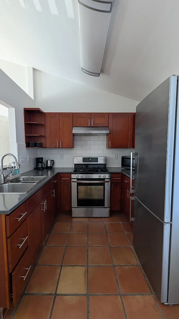 11901 Swearingen Dr - S71 — Photo 3