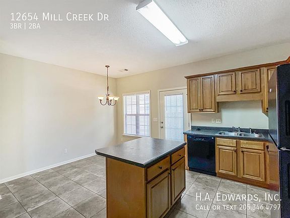 5th image of 12654 Mill Creek Dr