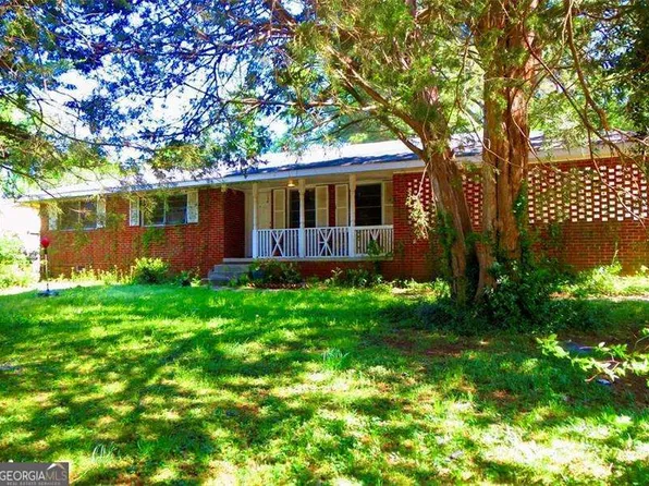 5542 Joeclay Dr, Stone Mountain, GA 30088