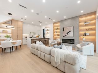 312 E 37th Ave #1, Vancouver, BC V5W 1E7