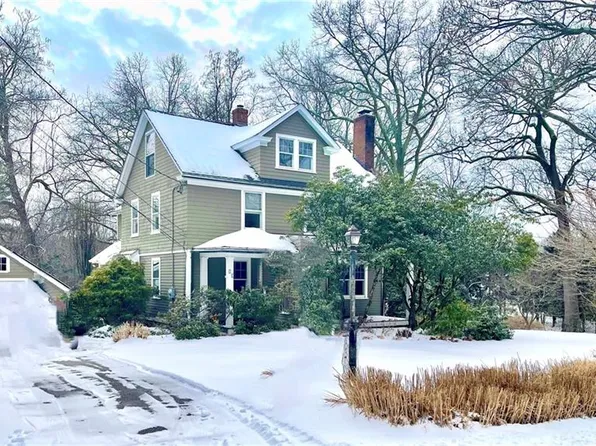 33 Tunxis St, Farmington, CT 06032
