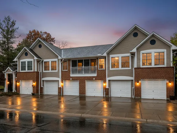 20 Parkside Dr, Florence, KY 41042