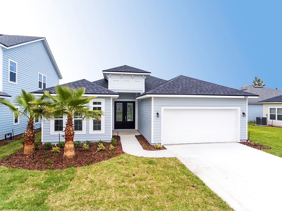 THIS BEAUTIFUL NEW 3 BED 2 BATH HOME IS IN THE QUIET AND PEACEFUL DREAMFINDERS HOMES COMMUNITY OF GREENBROOKE IN WELL- ESTABLISHED MANDARIN!