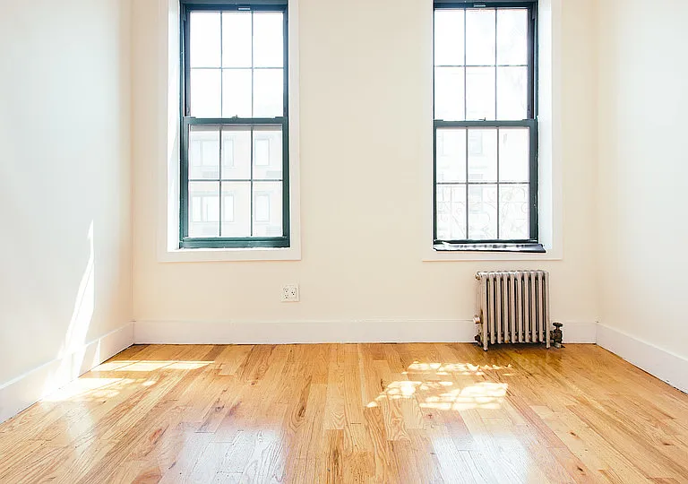206 Scholes St #8 — Photo 19