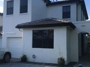 22411 SW 102nd Ave, Miami, FL 33190