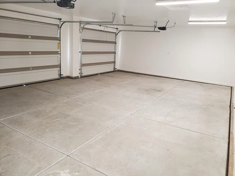529 S Mirage Dr — Photo 14