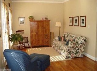 335 Stonebrook Ln, Winston Salem, NC 27104