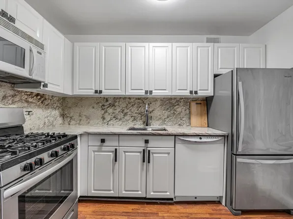 77 Bleecker Street image 10 of 27