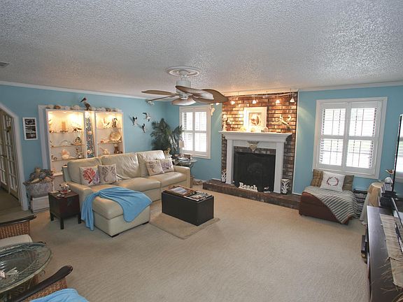 3rd image of 2619 Bottomridge Dr