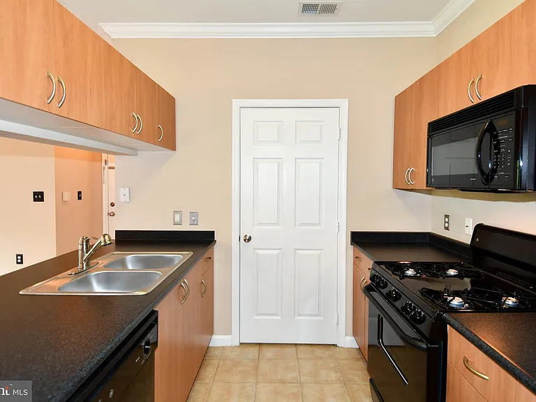 13502 Derry Glen Ct #202 — Photo 11