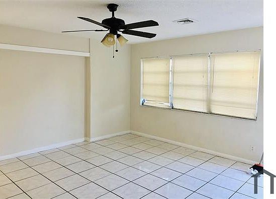 4th image of 1212 N 58th Ave