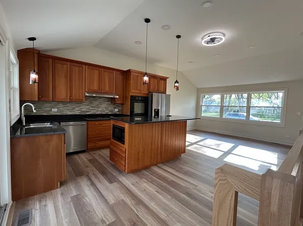 (undisclosed Address), Arlington Heights, IL 60005