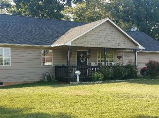 1625 Oakwood Estates Dr, Lenoir City, TN 37772