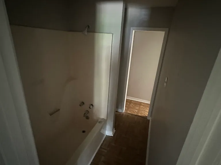 3423 Yorkfield Dr #4 — Photo 8