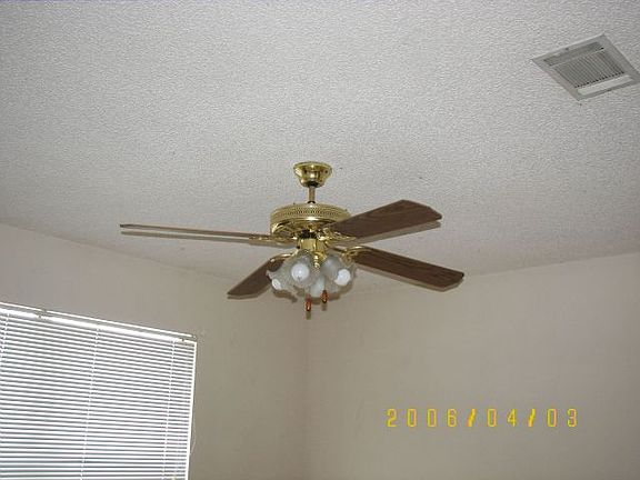 5th image of 351 Brookfield Dr