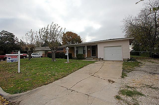 1st image of 6708 Davidson St