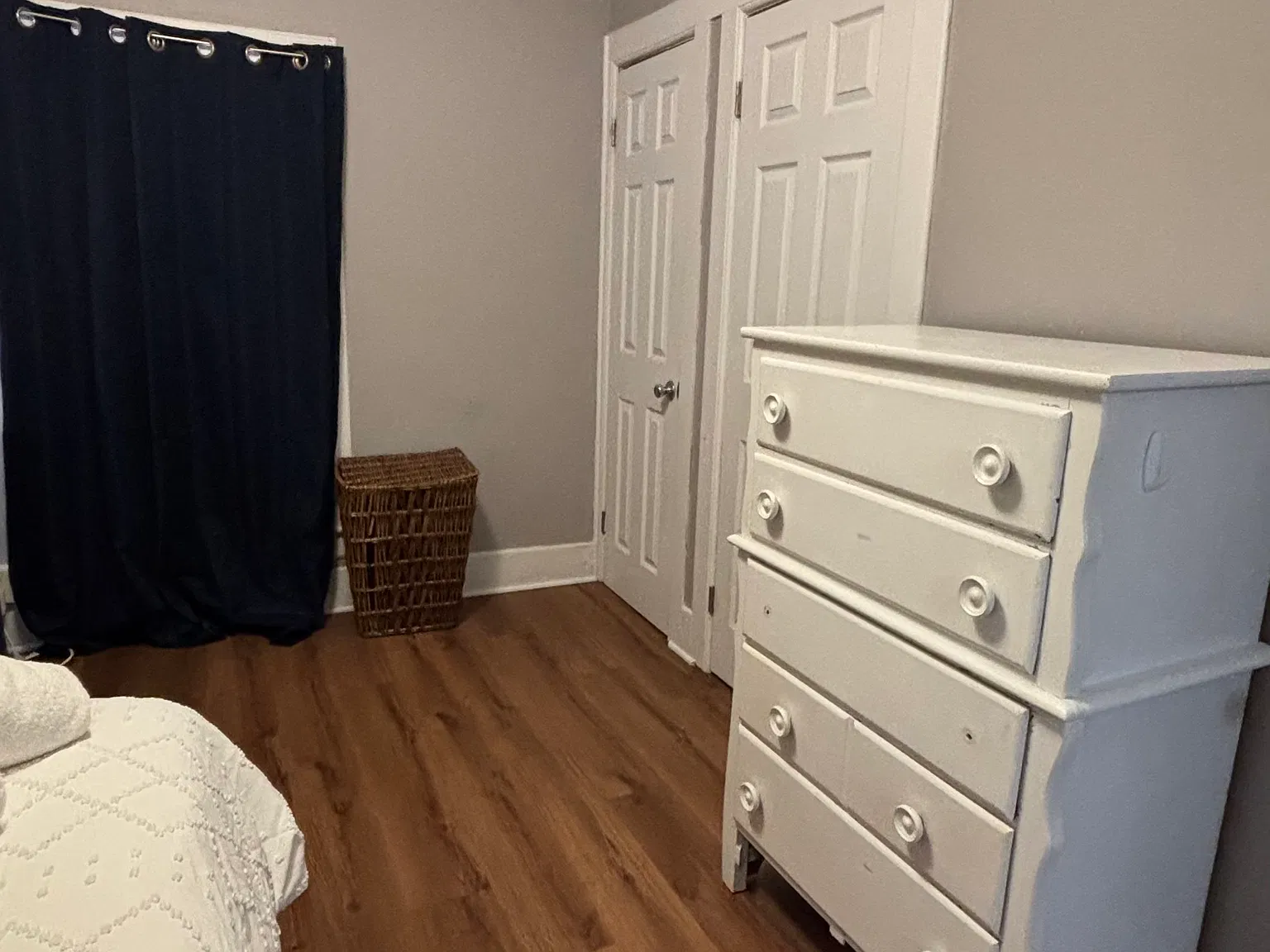 4 bed, 2800 sqft, $850 — Photo 3