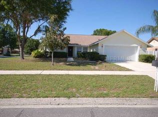 1626 Dusty Rose Ln, Brandon, FL 33510