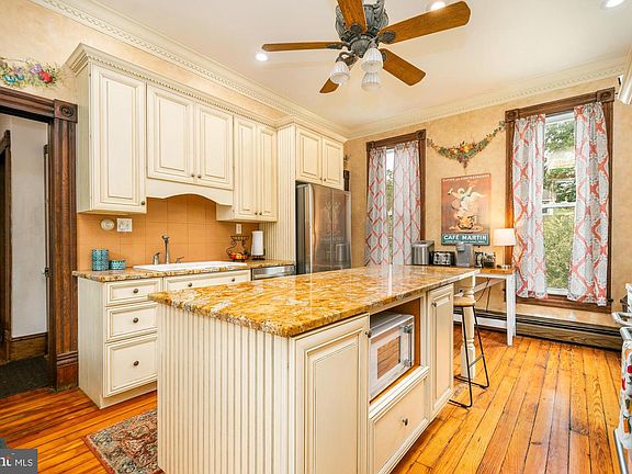 4th image of 113 G St