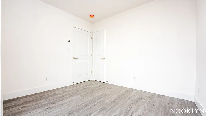 Rented by Nooklyn NYC LLC | media 12