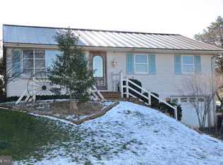 1176 Iron Bridge Rd, Columbia, PA 17512