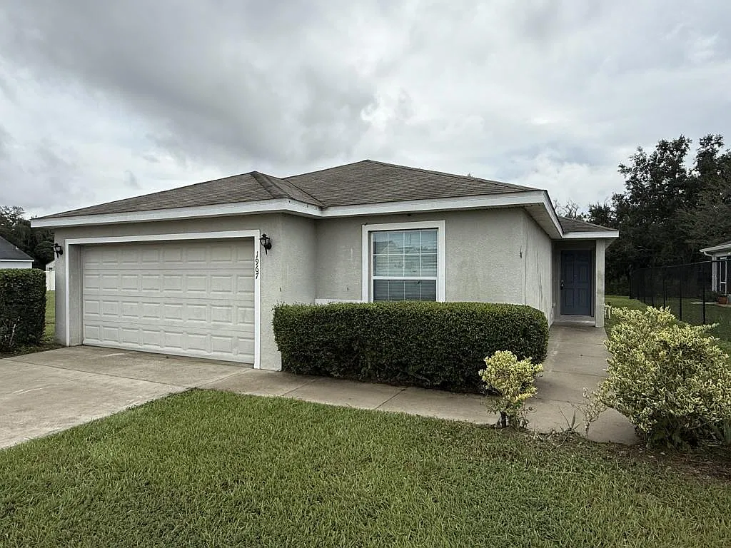 1967 Bretton Ridge Way. — Photo 1