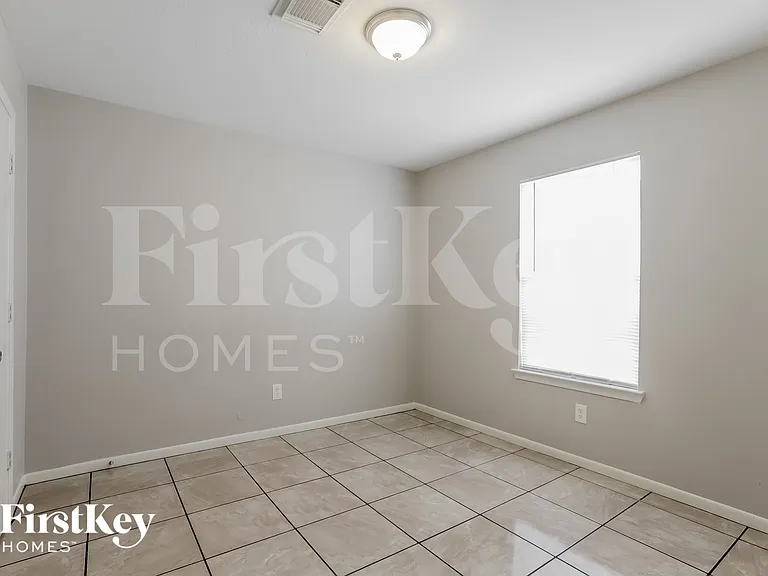 19615 Plantation Tree Ct — Photo 12