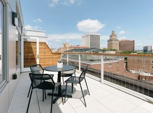 579 Broad St #E, Newark, NJ 07102