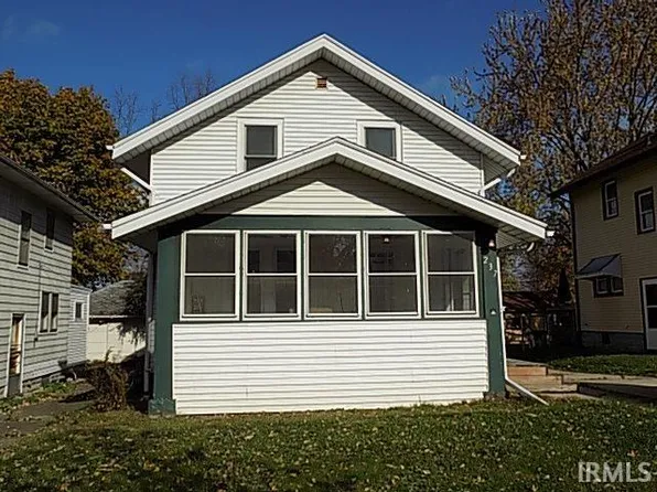 237 E Eckman St, South Bend, IN 46614