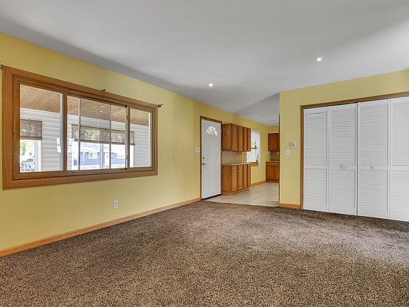 2nd image of 3784 E Deshler Ave