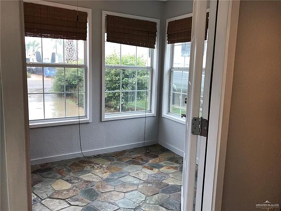 4th image of 4008 Mallard Dr
