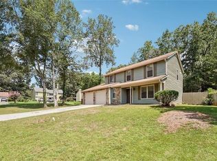 5320 Kelleys Creek Dr, Stone Mountain, GA 30088