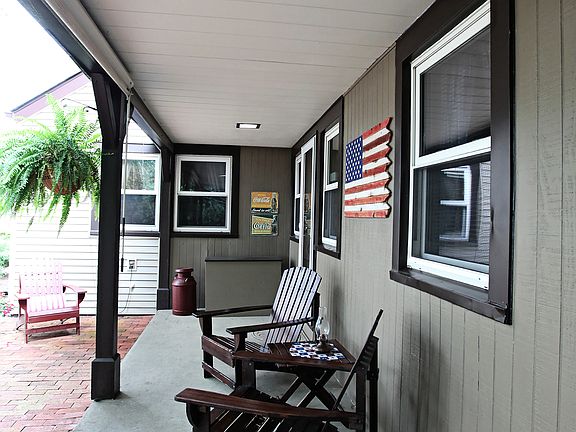 3rd image of 5225 E Park Dr