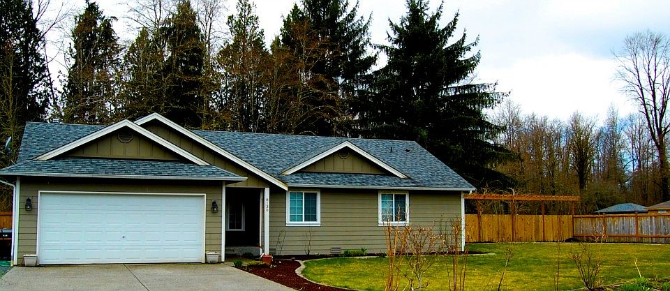 1st image of 8130 197th Ave NE