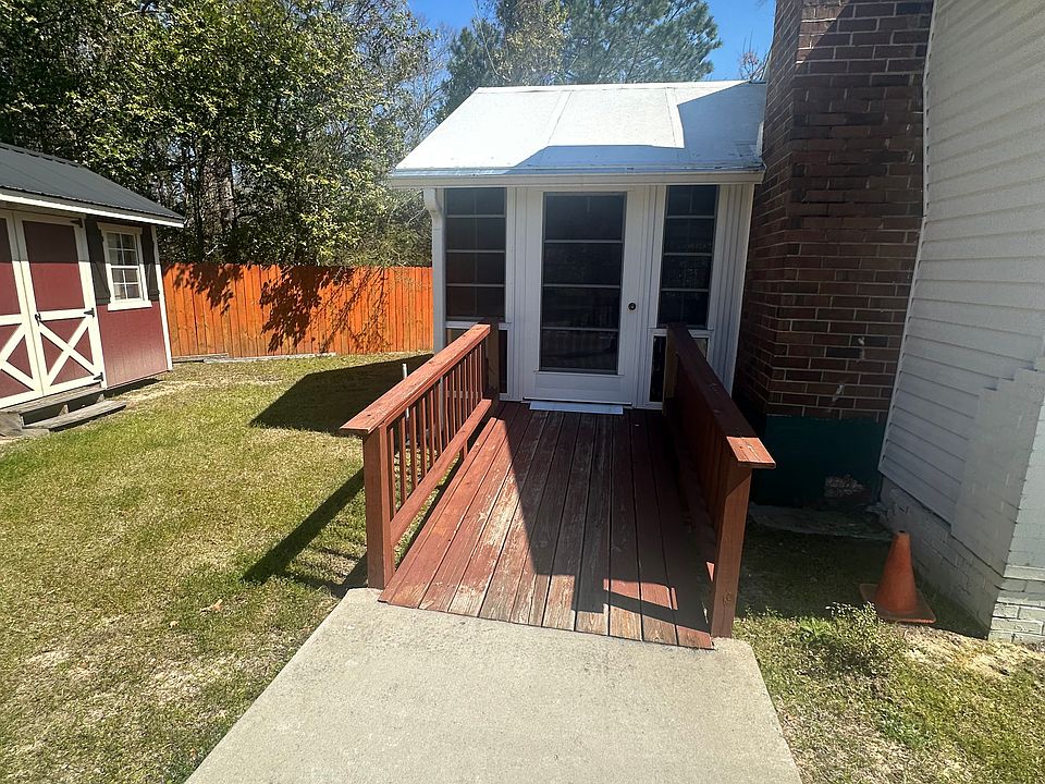 2nd image of 3461 Sharon Rd