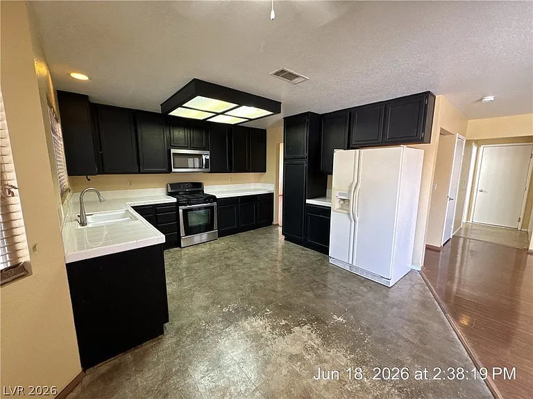 8240 Marcasel Dr — Photo 8