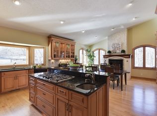 8160 Timber Hill Rd, Waconia, MN 55387