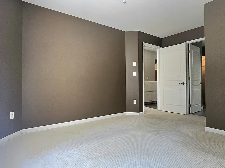 1252 Town Centre Blvd #428 — Photo 15