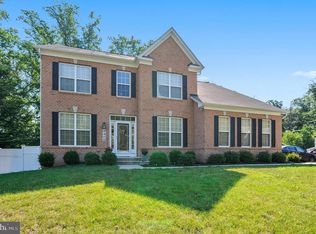 8906 Odlanyer Ct, Fort Washington, MD 20744