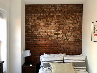 Rented by LJ Sloane Management