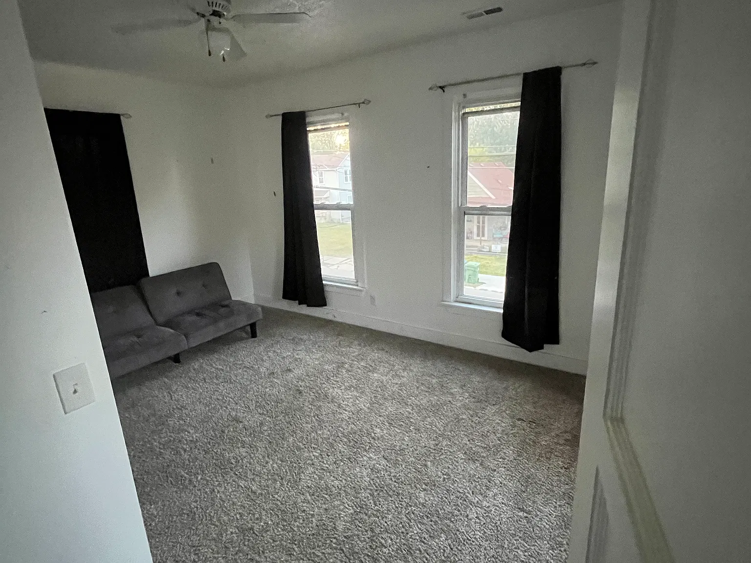 2 bed, 900 sqft, $1,200 — Photo 3