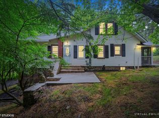 118 Roth Ln, Canadensis, PA 18325