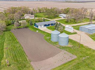 7016 Elmwood Dr, Harwood, ND 58042
