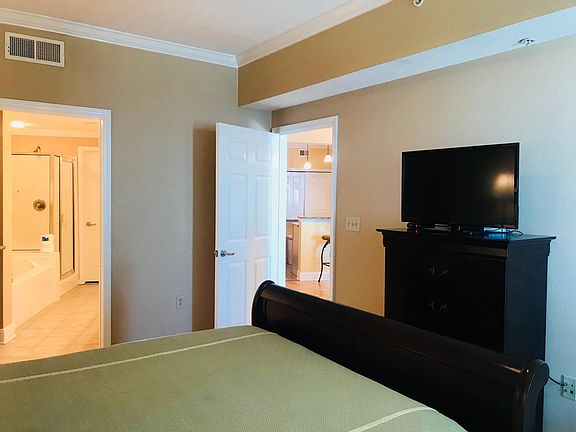 5th image of 2228 Beach Dr